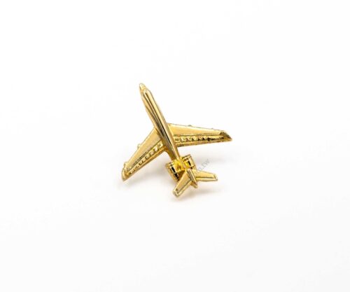 客製航空公司飛機造型金屬胸章